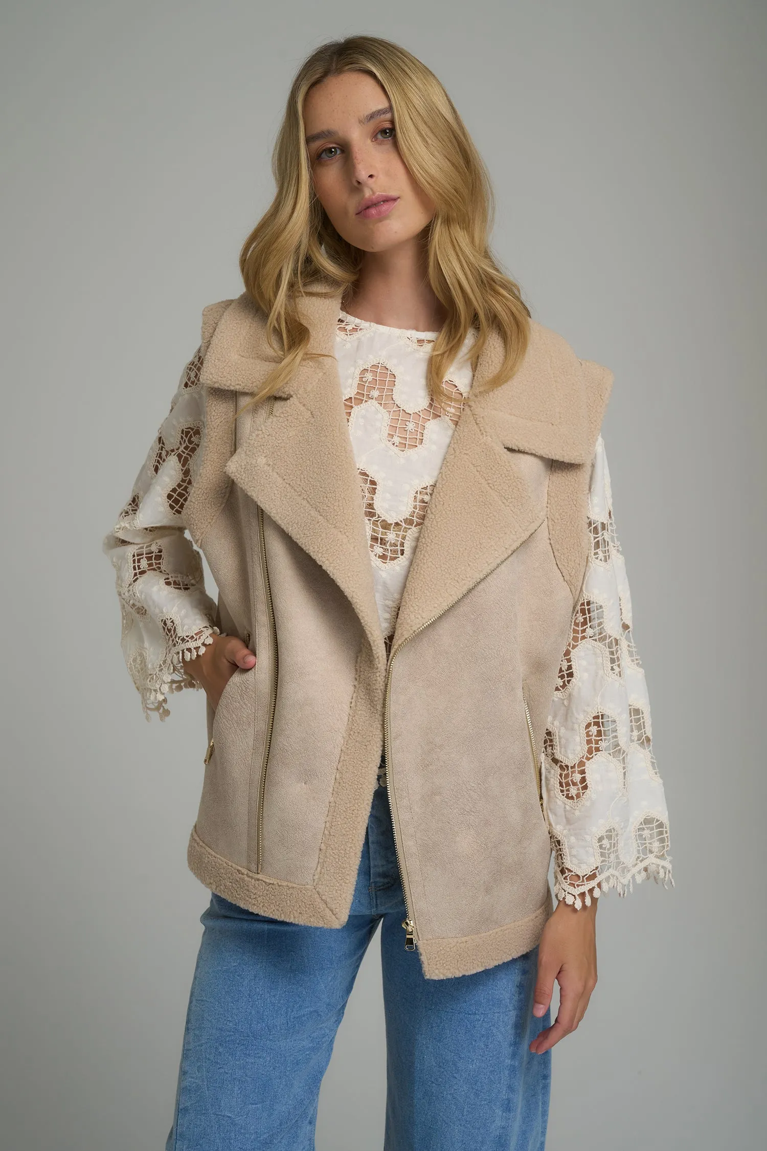 Berkley Vest - Oat