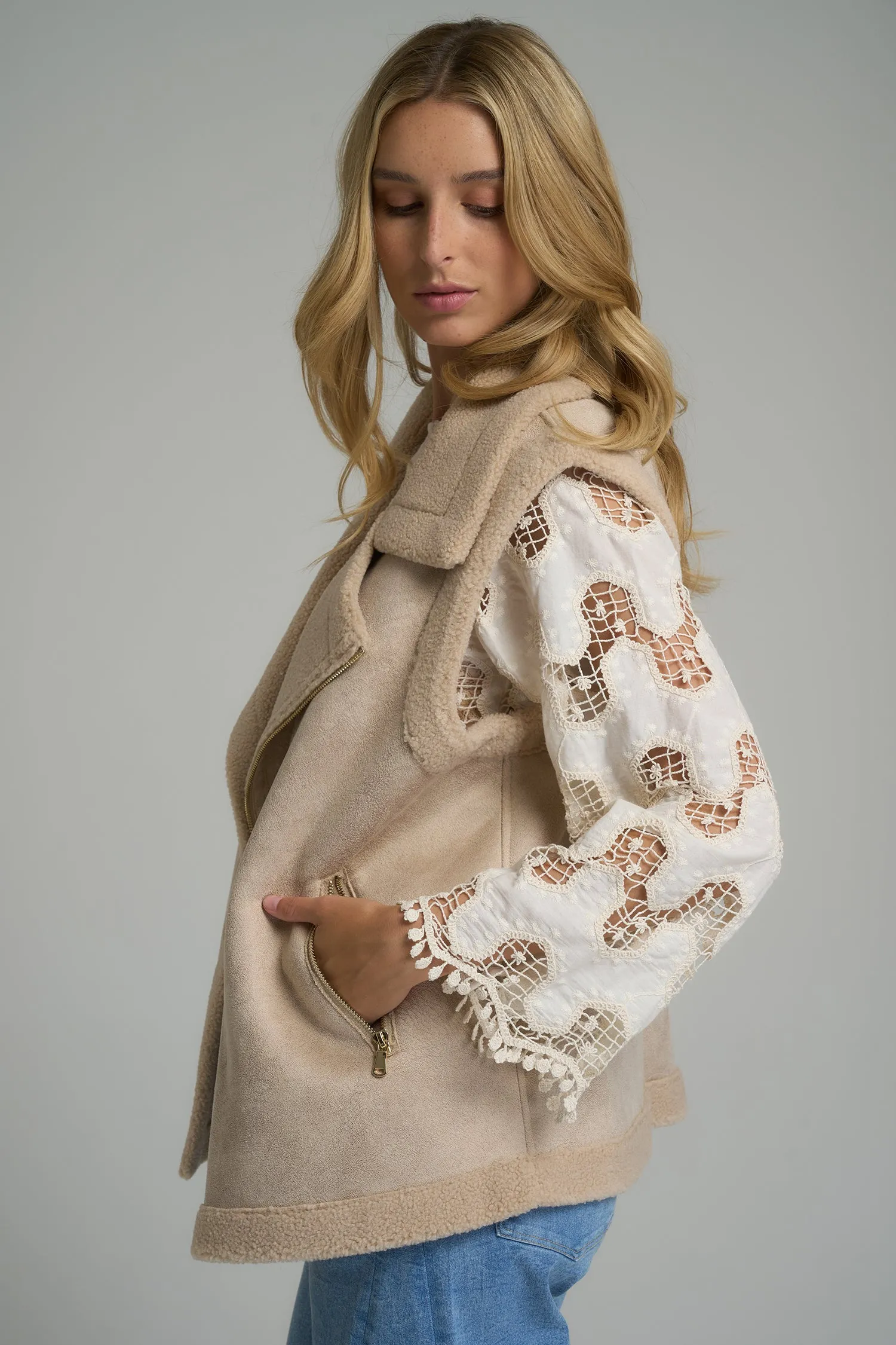 Berkley Vest - Oat